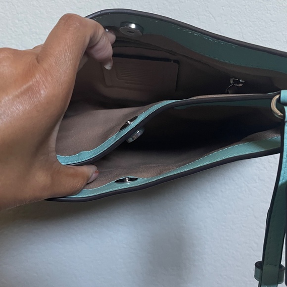 Coach Penelope Shoulder Bag - Picture 4 of 6